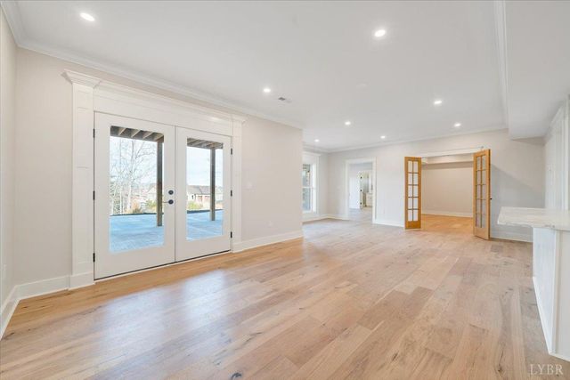 639 Compass Cove Circle, Moneta, VA 24121