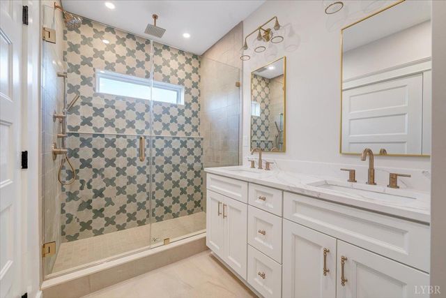 639 Compass Cove Circle, Moneta, VA 24121