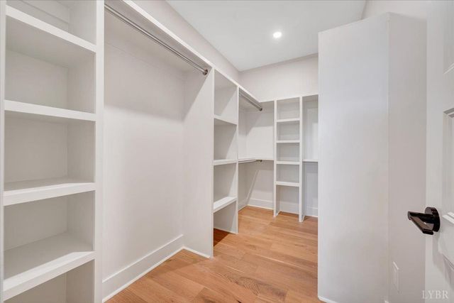 639 Compass Cove Circle, Moneta, VA 24121