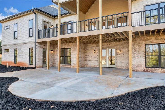 639 Compass Cove Circle, Moneta, VA 24121