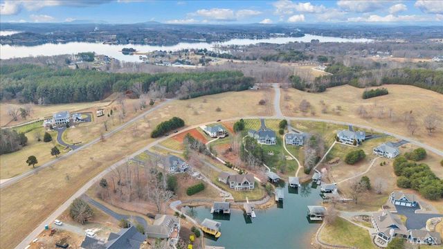 639 Compass Cove Circle, Moneta, VA 24121