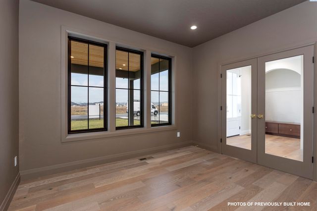 1 Lily Lane, Pasco, WA 99301