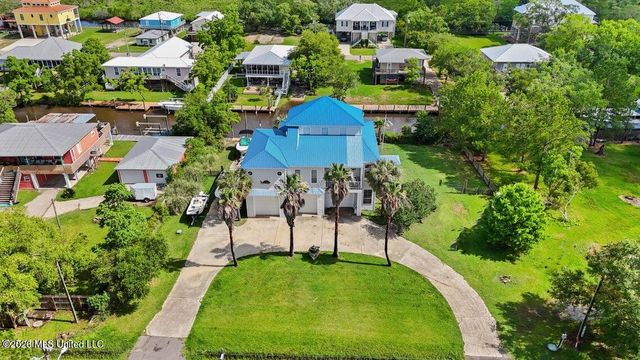 4020 Nineteenth Street, Bay Saint Louis, MS 39520