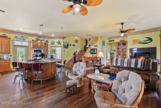 4020 Nineteenth Street, Bay Saint Louis, MS 39520