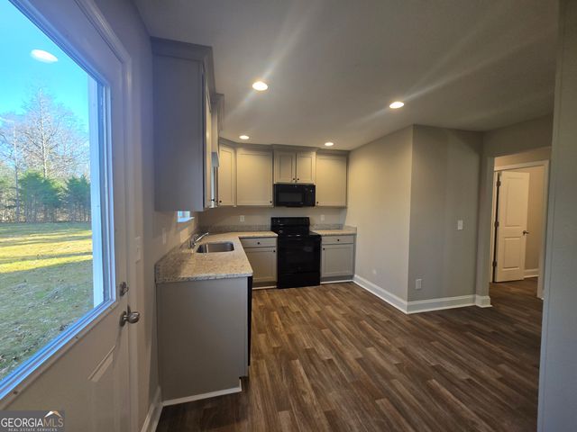 248 Canyon Point Drive, Demorest, GA 30535