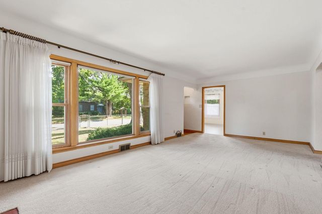 4725 Krech Avenue, White Bear Lake, MN 55110