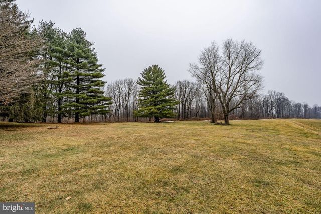 6276 CRISWELL RD, Honey Brook, PA 19344