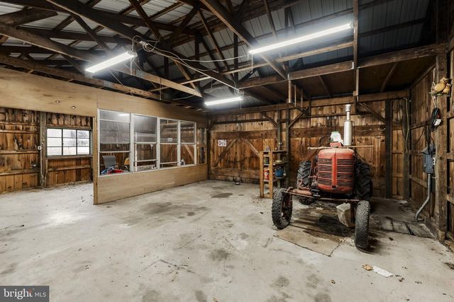 6276 CRISWELL RD, Honey Brook, PA 19344