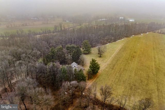 6276 CRISWELL RD, Honey Brook, PA 19344
