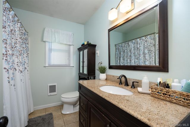 30 Flemming Drive, Newburgh, NY 12550