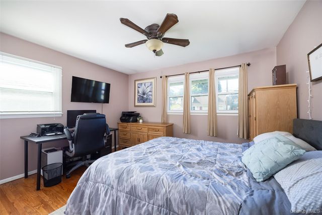 30 Flemming Drive, Newburgh, NY 12550