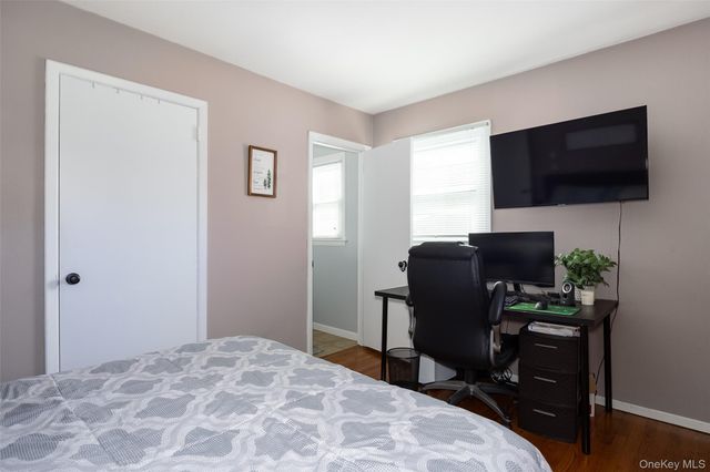 30 Flemming Drive, Newburgh, NY 12550