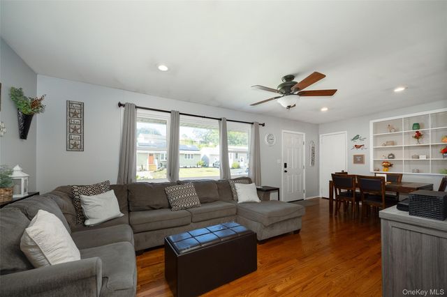 30 Flemming Drive, Newburgh, NY 12550