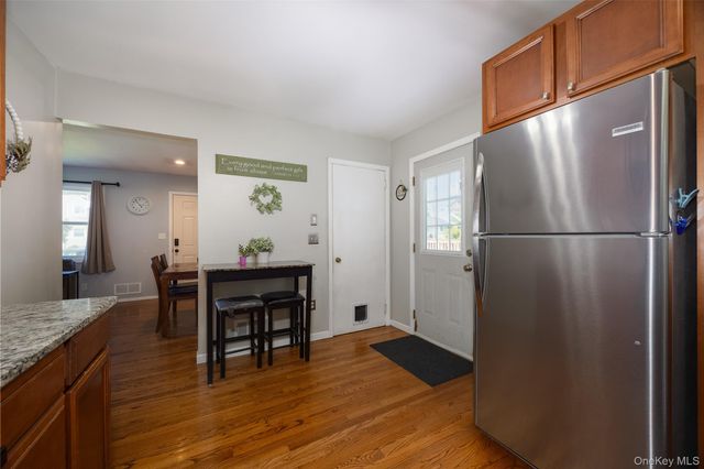 30 Flemming Drive, Newburgh, NY 12550