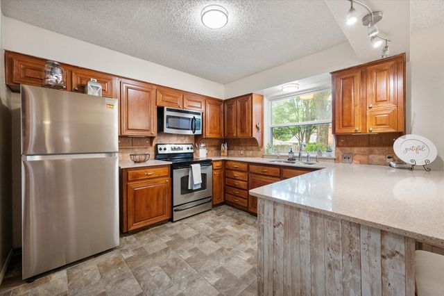 2709 Blue Quail Drive, Arlington, TX 76017