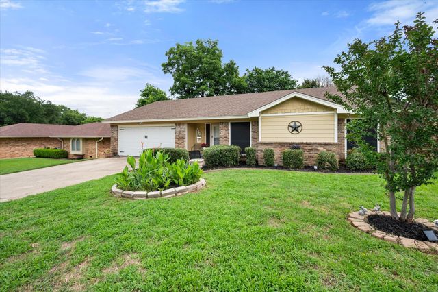 2709 Blue Quail Drive, Arlington, TX 76017