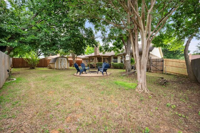 2709 Blue Quail Drive, Arlington, TX 76017