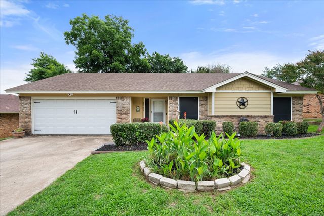 2709 Blue Quail Drive, Arlington, TX 76017