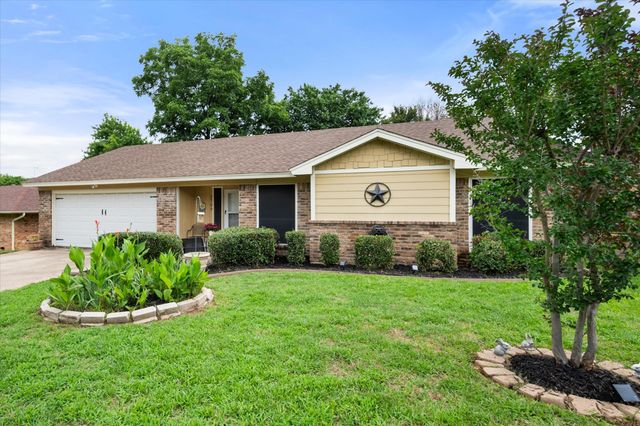 2709 Blue Quail Drive, Arlington, TX 76017