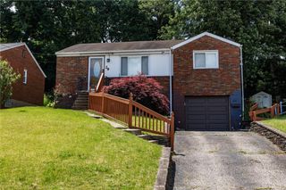 29 Glenburn, Pleasant Hills, PA 15236