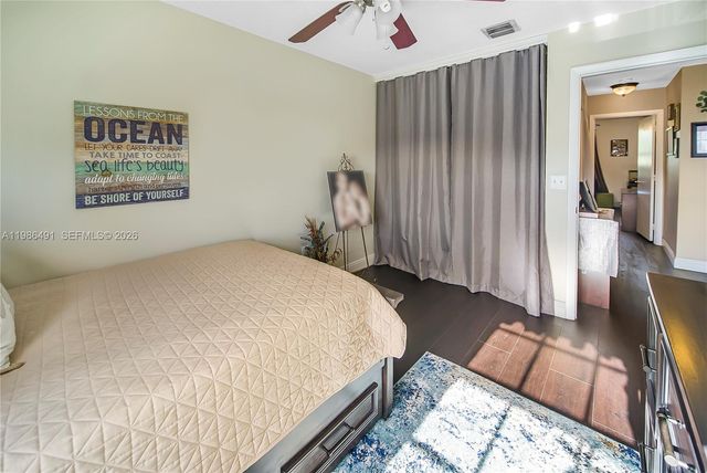 111 NW 151st Ave, Pembroke Pines, FL 33028