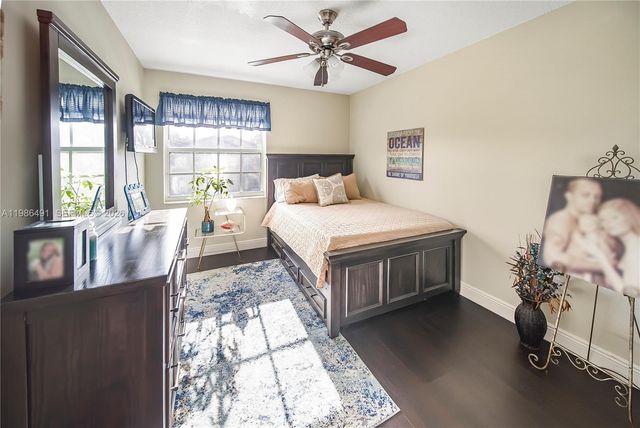 111 NW 151st Ave, Pembroke Pines, FL 33028