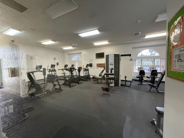 111 NW 151st Ave, Pembroke Pines, FL 33028