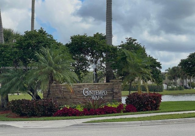 111 NW 151st Ave, Pembroke Pines, FL 33028