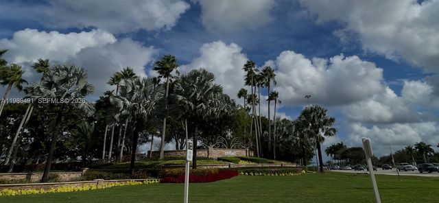 111 NW 151st Ave, Pembroke Pines, FL 33028