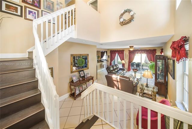 111 NW 151st Ave, Pembroke Pines, FL 33028