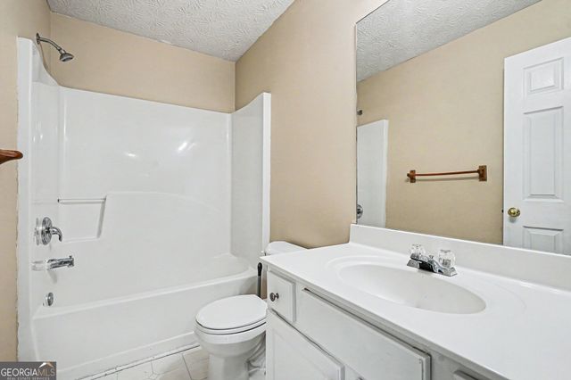 375 Clairidge Lane, Lawrenceville, GA 30046