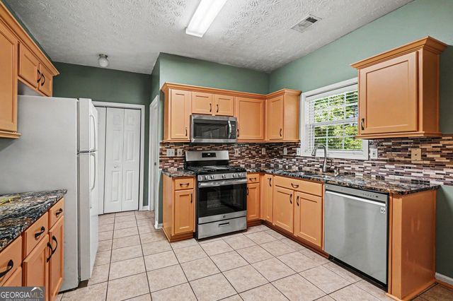 375 Clairidge Lane, Lawrenceville, GA 30046