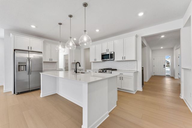 2121 Traverse Drive, Lino Lakes, MN 55038
