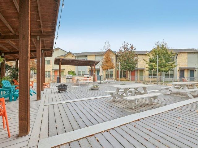 7805 Cooper LN 204, Austin, TX 78745