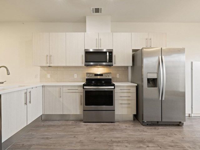 7805 Cooper LN 204, Austin, TX 78745