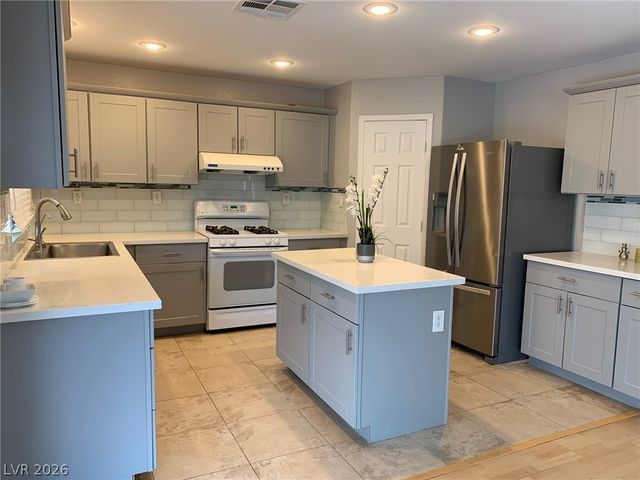 9933 West Diablo Drive, Las Vegas, NV 89148