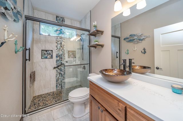 3102 W Mack LN, Rathdrum, ID 83858