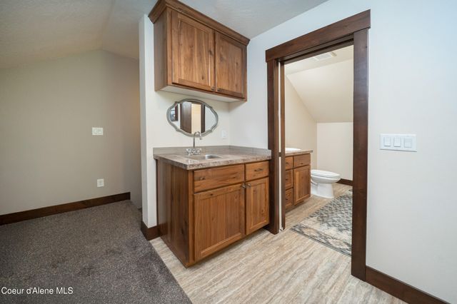 3102 W Mack LN, Rathdrum, ID 83858