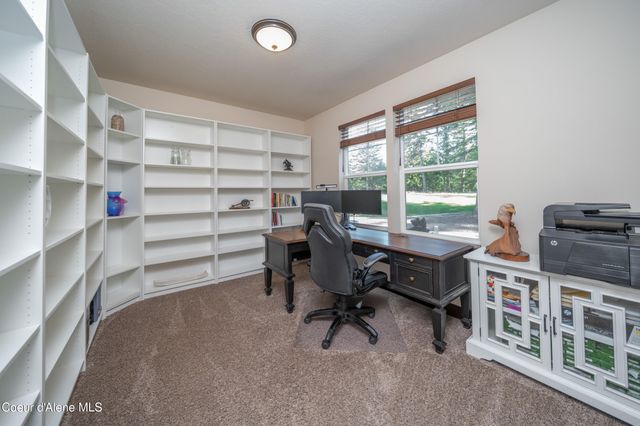 3102 W Mack LN, Rathdrum, ID 83858