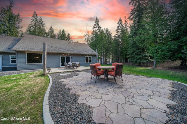3102 W Mack LN, Rathdrum, ID 83858