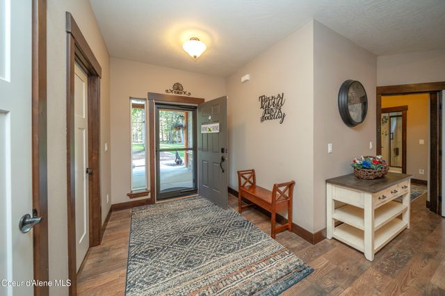 3102 W Mack LN, Rathdrum, ID 83858