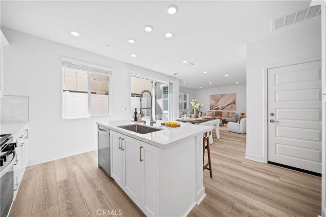 4253 S Heather Privado, Ontario, CA 91761