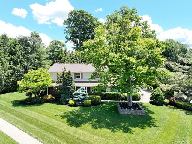 4 Plum Court, Nanuet, NY 10954