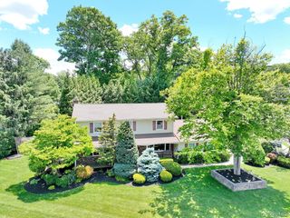 4 Plum Court, Nanuet, NY 10954