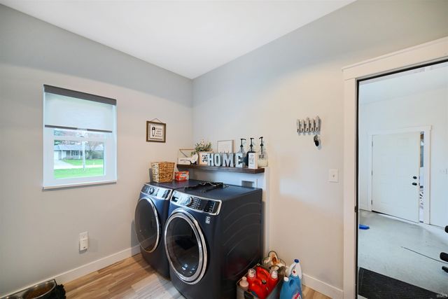 585 E Beer Road, Milford, IN 46542