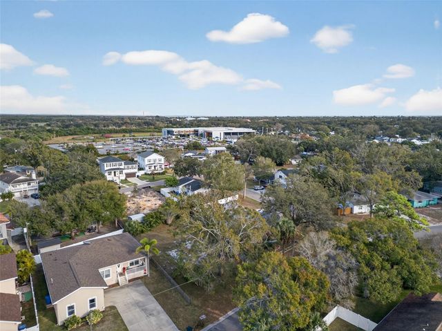 6311 HOBSON STREET NE, St Petersburg, FL 33702