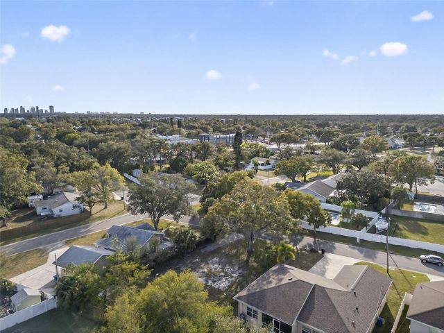 6311 HOBSON STREET NE, St Petersburg, FL 33702