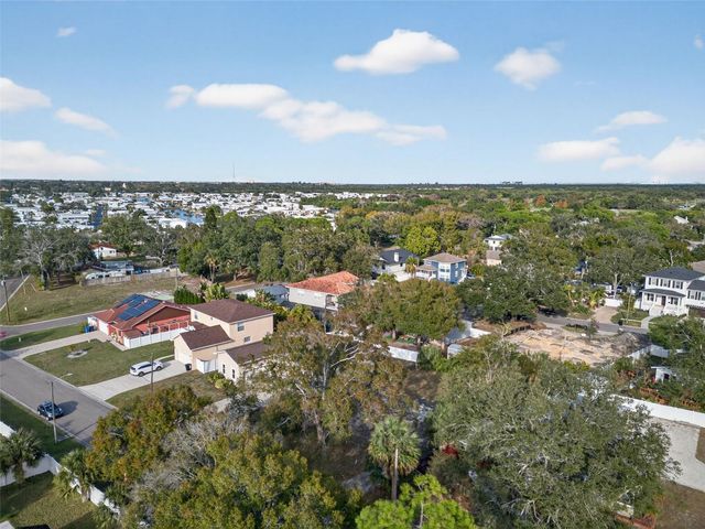 6311 HOBSON STREET NE, St Petersburg, FL 33702