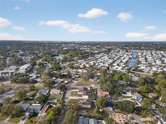 6311 HOBSON STREET NE, St Petersburg, FL 33702