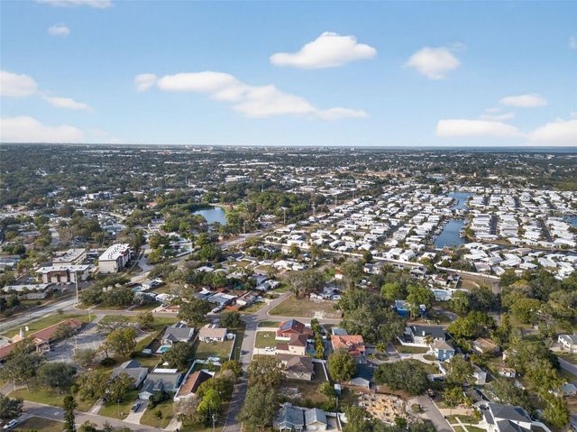 6311 HOBSON STREET NE, St Petersburg, FL 33702